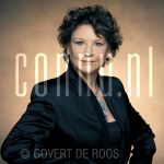 26-11-2004 Kitty Courbois at studio Amsterdam, by order of Stage-Entertainment (Barones)

[keywords]Smiling, Actrice, Posed, Half Length, Eyecontact[/keywords]